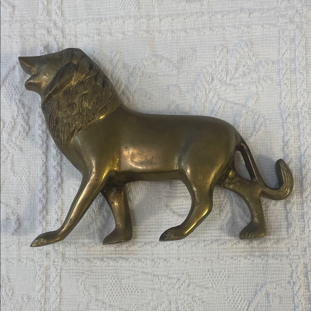 Elegant Brass Lion Figurine rare collectible